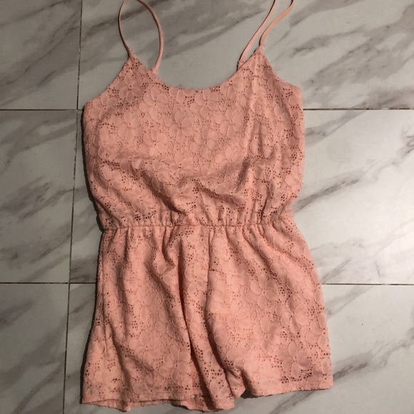 Pink Lace Romper - small - Picture 3 of 3